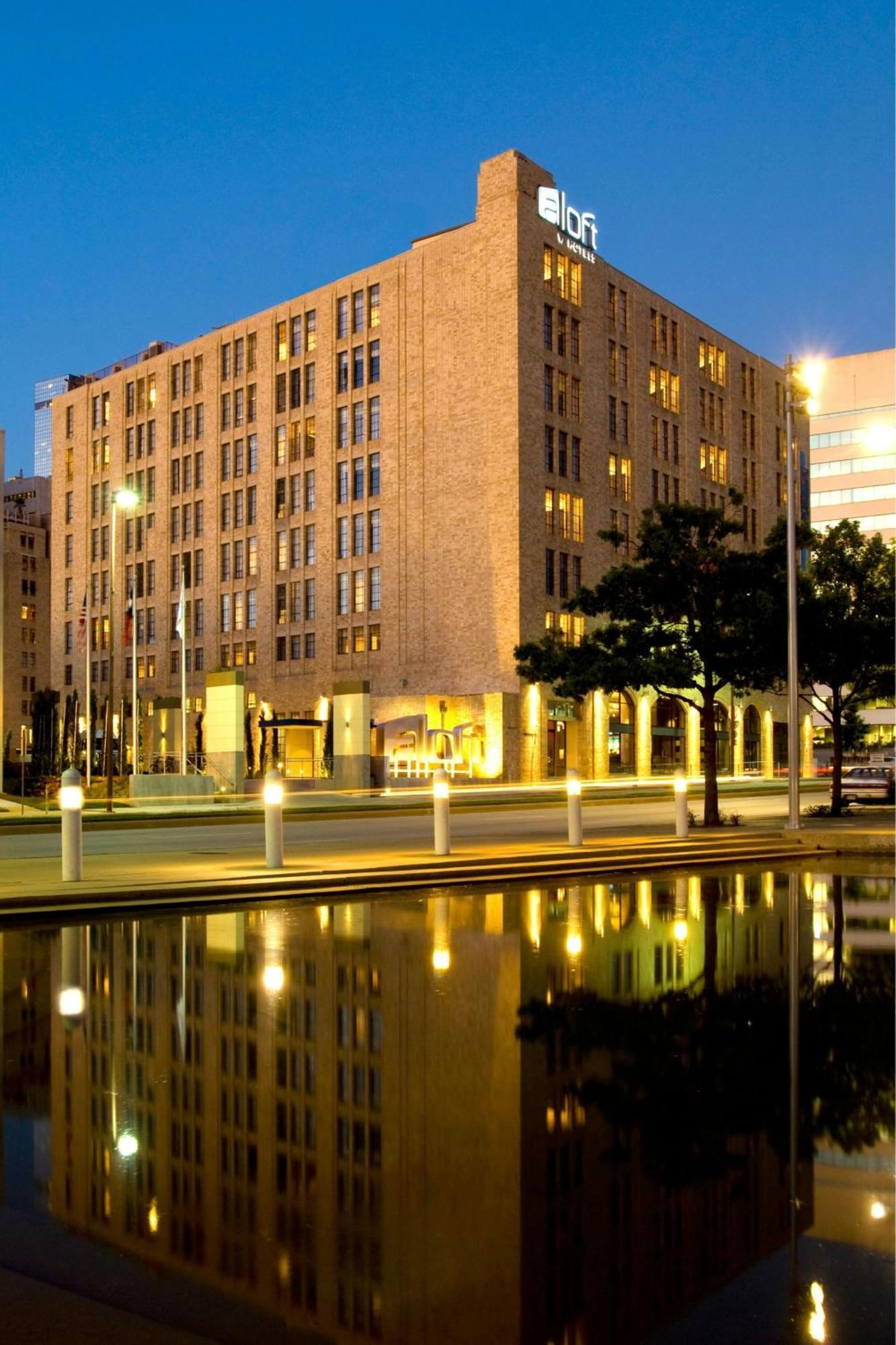 Aloft Dallas Downtown מראה חיצוני תמונה